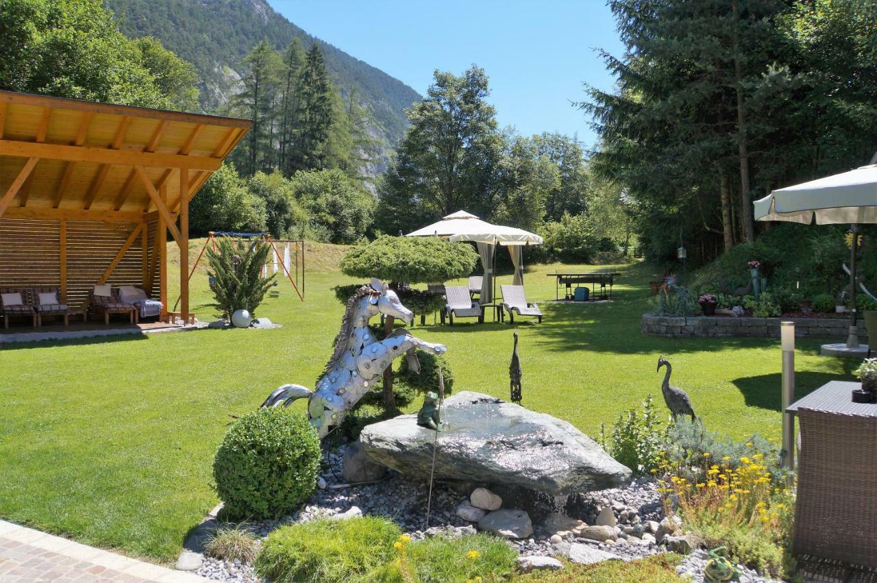 Gaestehaus Almrausch, Ferienanlage Mit Pool 나서레이스 외부 사진